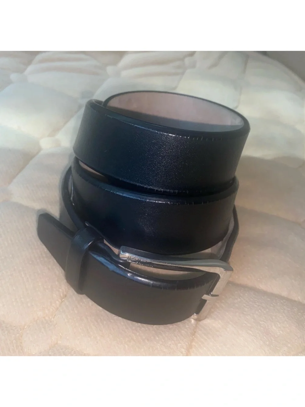 TUMI‎ Black Leather Belt Men's Size 42 Silver Hardware